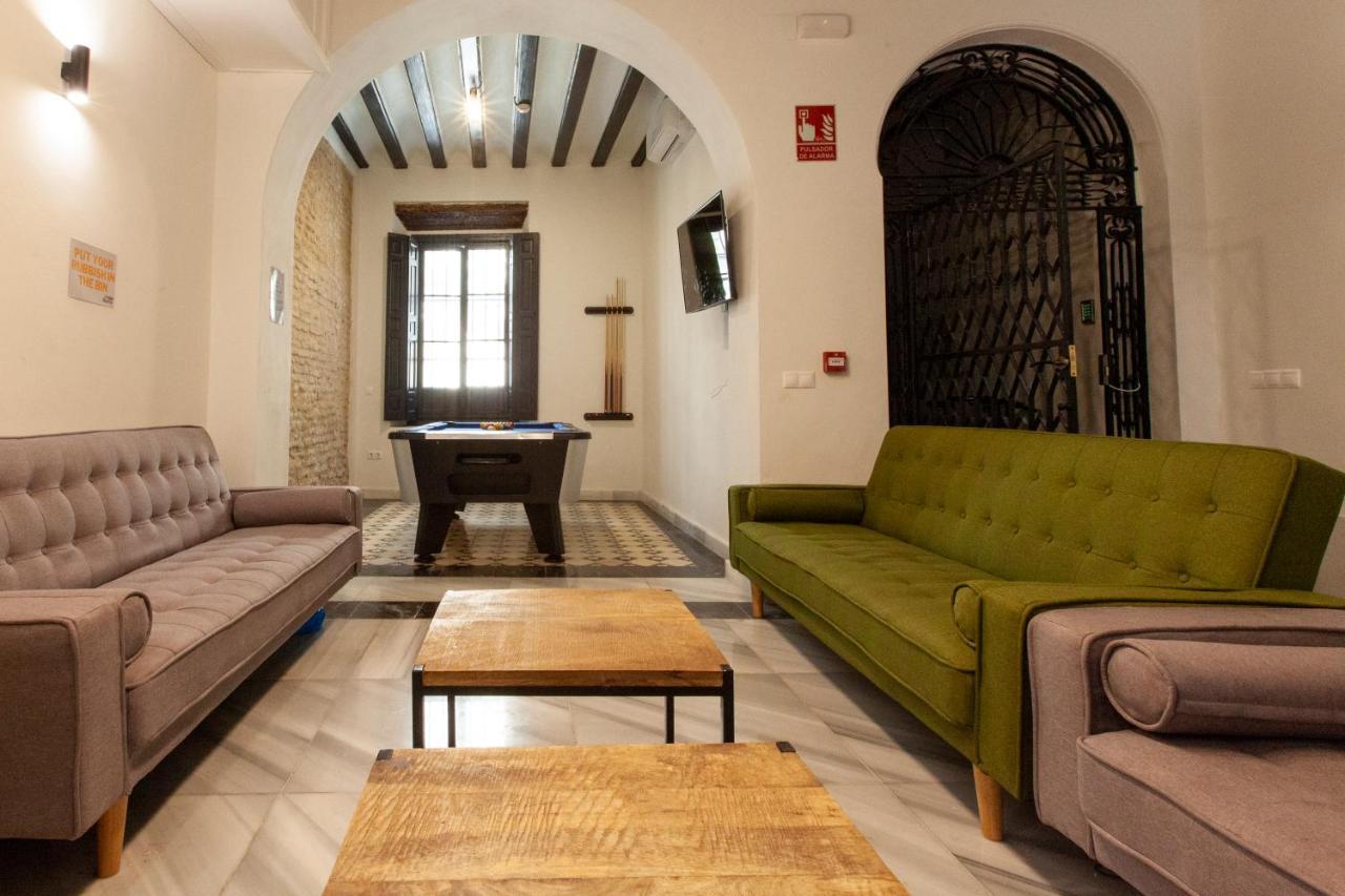 Hostel Ibarra By Bossh! Hotels セビリア エクステリア 写真